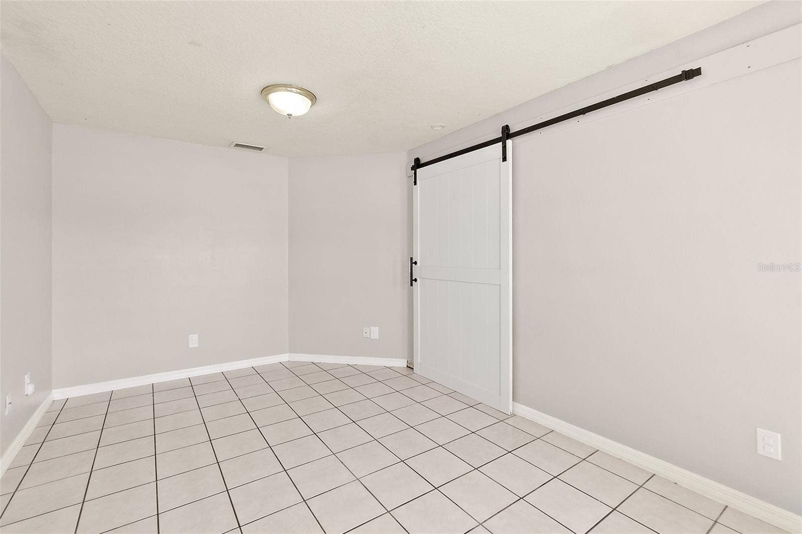 53 BIRCHWOOD DRIVE, Palm Coast, FL 32137 53 BIRCHWOOD DRIVE, Palm Coast, FL 32137