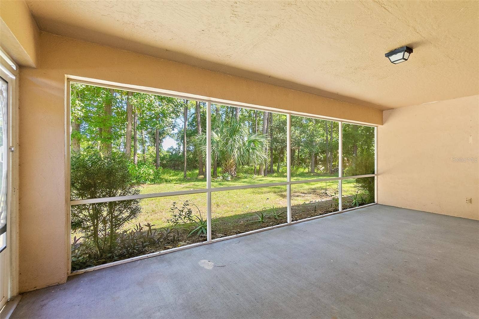 53 BIRCHWOOD DRIVE, Palm Coast, FL 32137 53 BIRCHWOOD DRIVE, Palm Coast, FL 32137