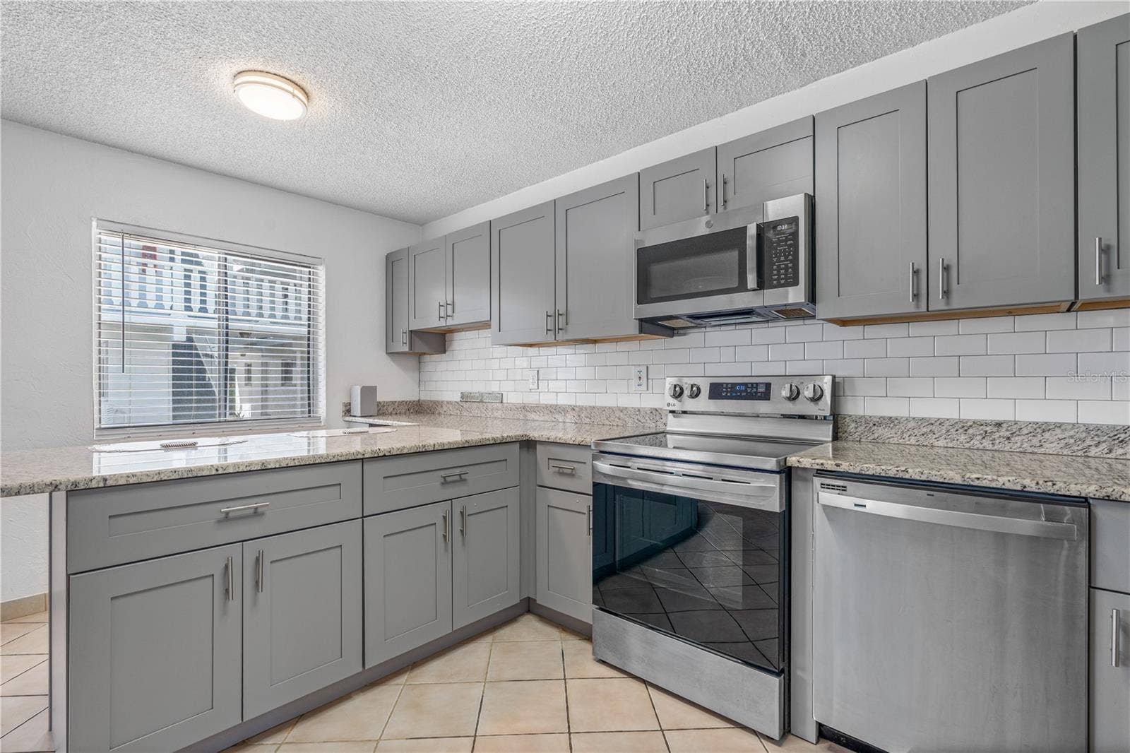 405 N HALIFAX AVENUE, #1050, Daytona Beach, FL 32118 405 N HALIFAX AVENUE, #1050, Daytona Beach, FL 32118