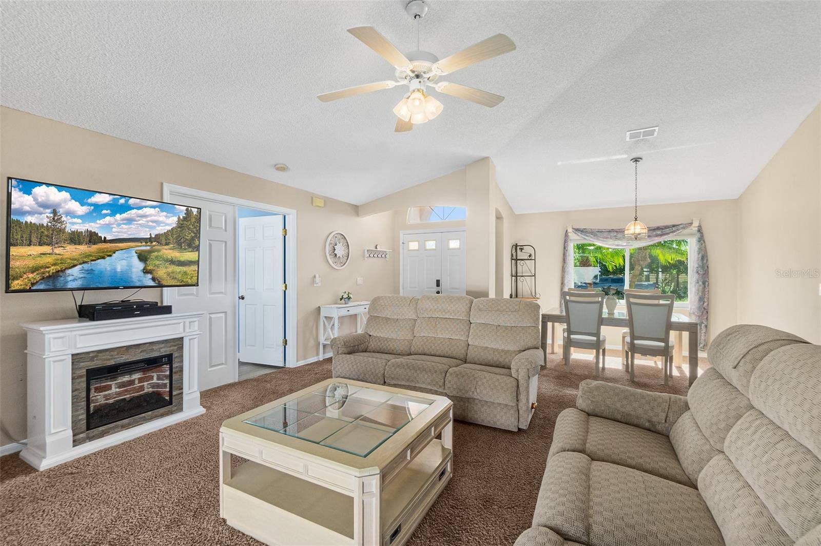 125 PRITCHARD DRIVE, Palm Coast, FL 32164 125 PRITCHARD DRIVE, Palm Coast, FL 32164