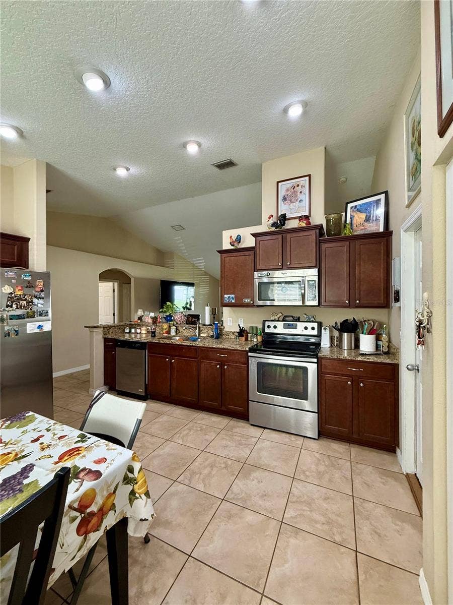 37 RUSSO DRIVE, Palm Coast, FL 32164
