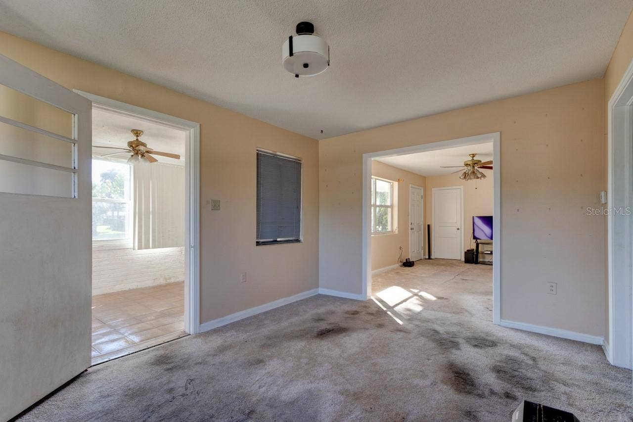 374 PINE ROAD, Ormond Beach, FL 32176 Dining room with access to Florida room