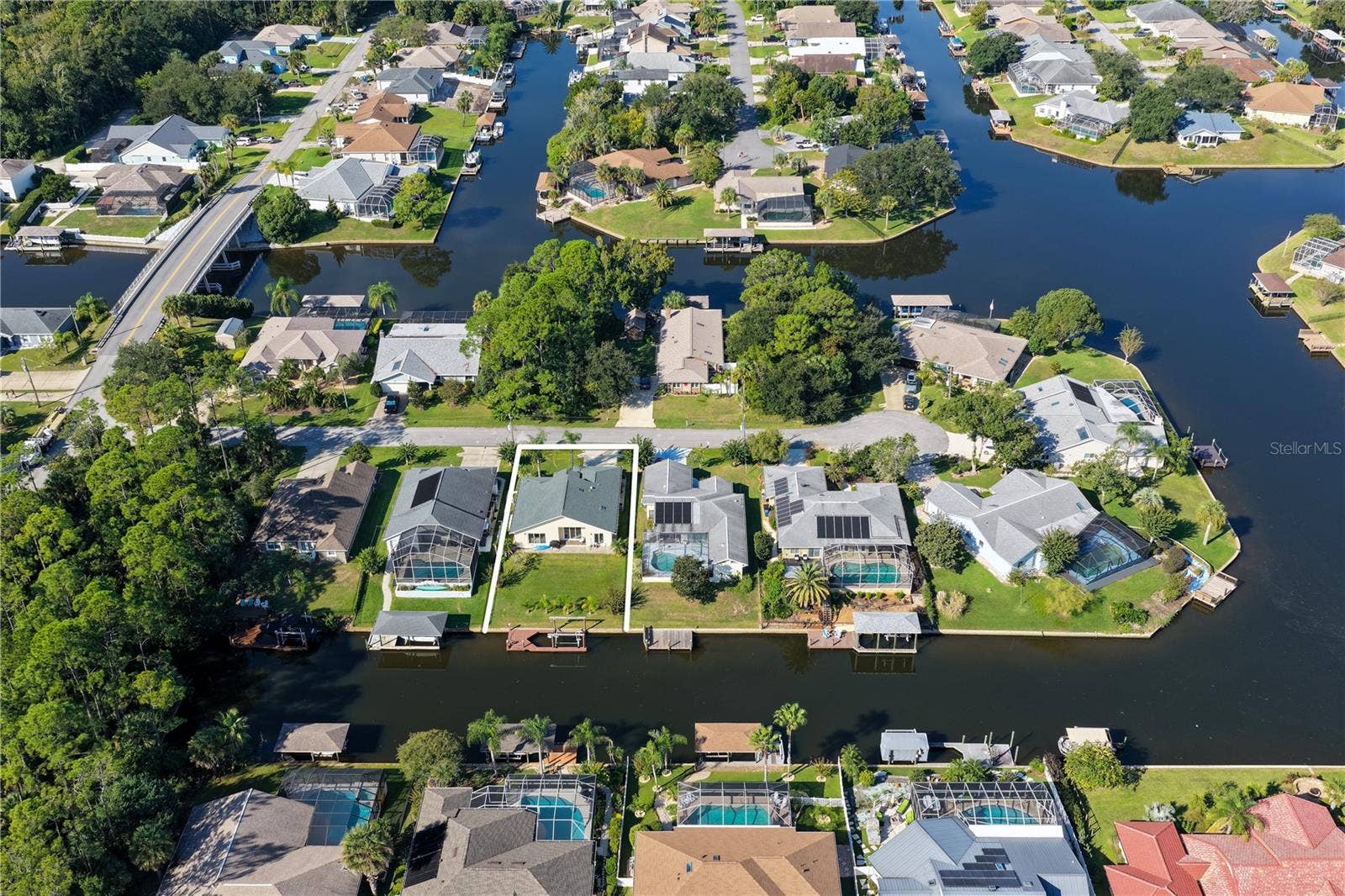 8 COLLEEN COURT, Palm Coast, FL 32137