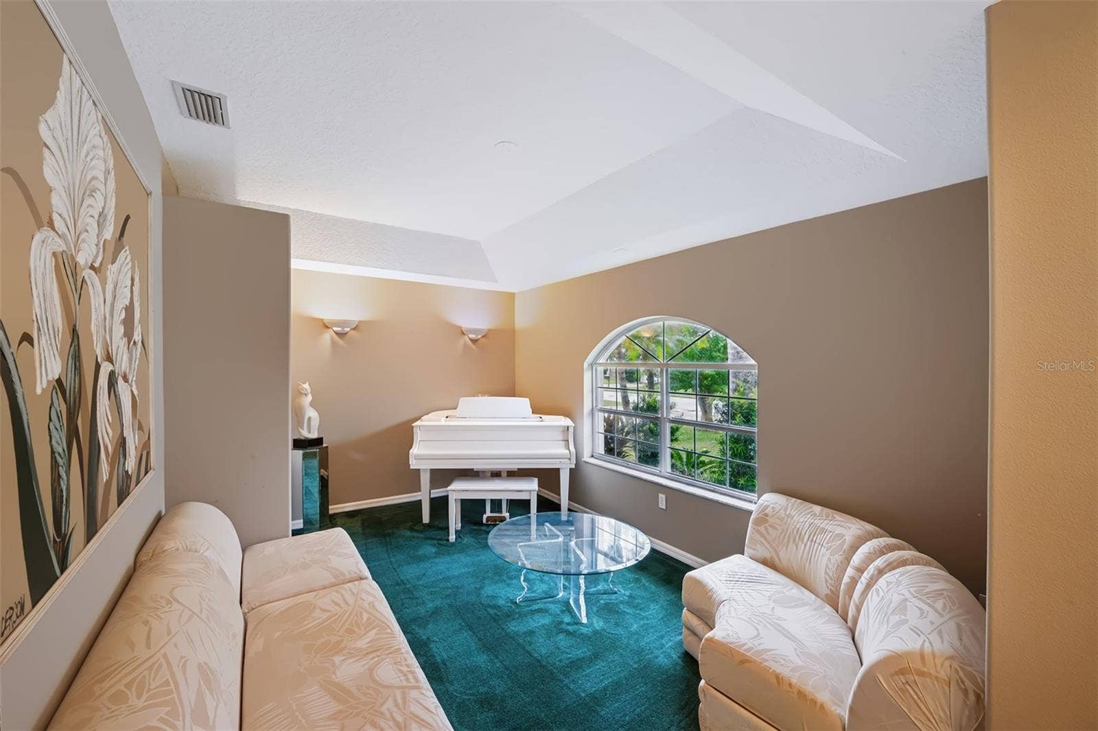 8 COLLEEN COURT, Palm Coast, FL 32137