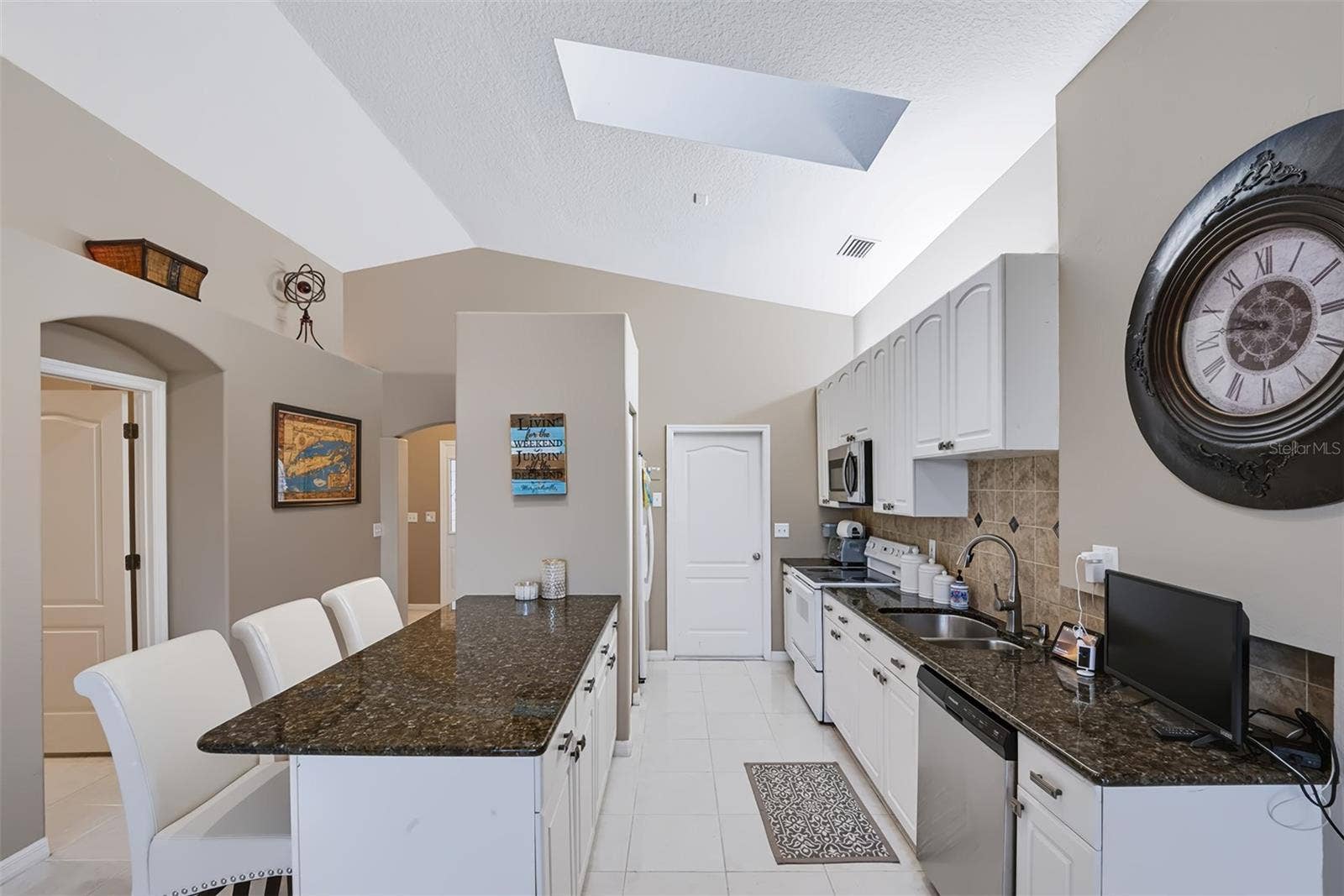8 COLLEEN COURT, Palm Coast, FL 32137