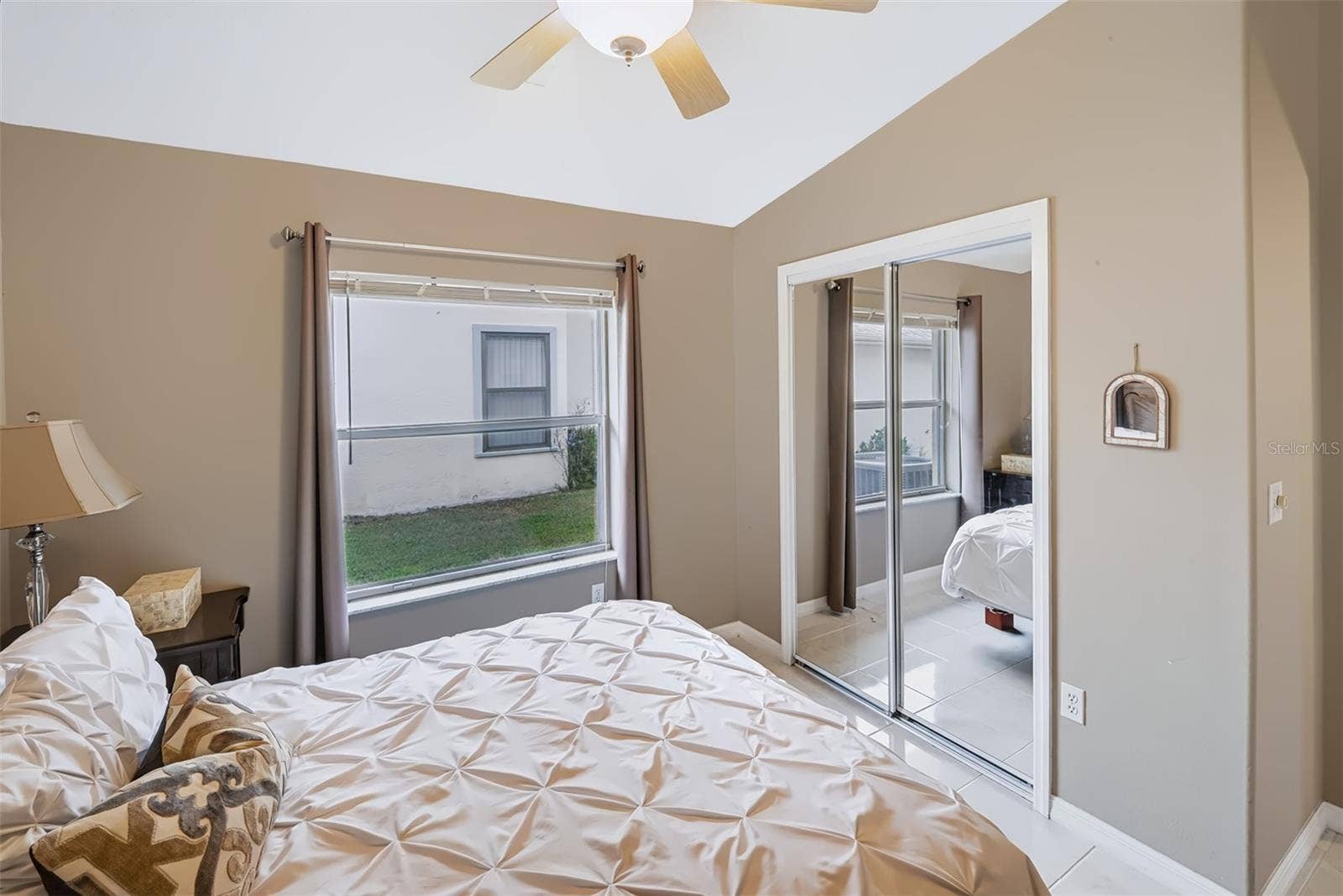 8 COLLEEN COURT, Palm Coast, FL 32137