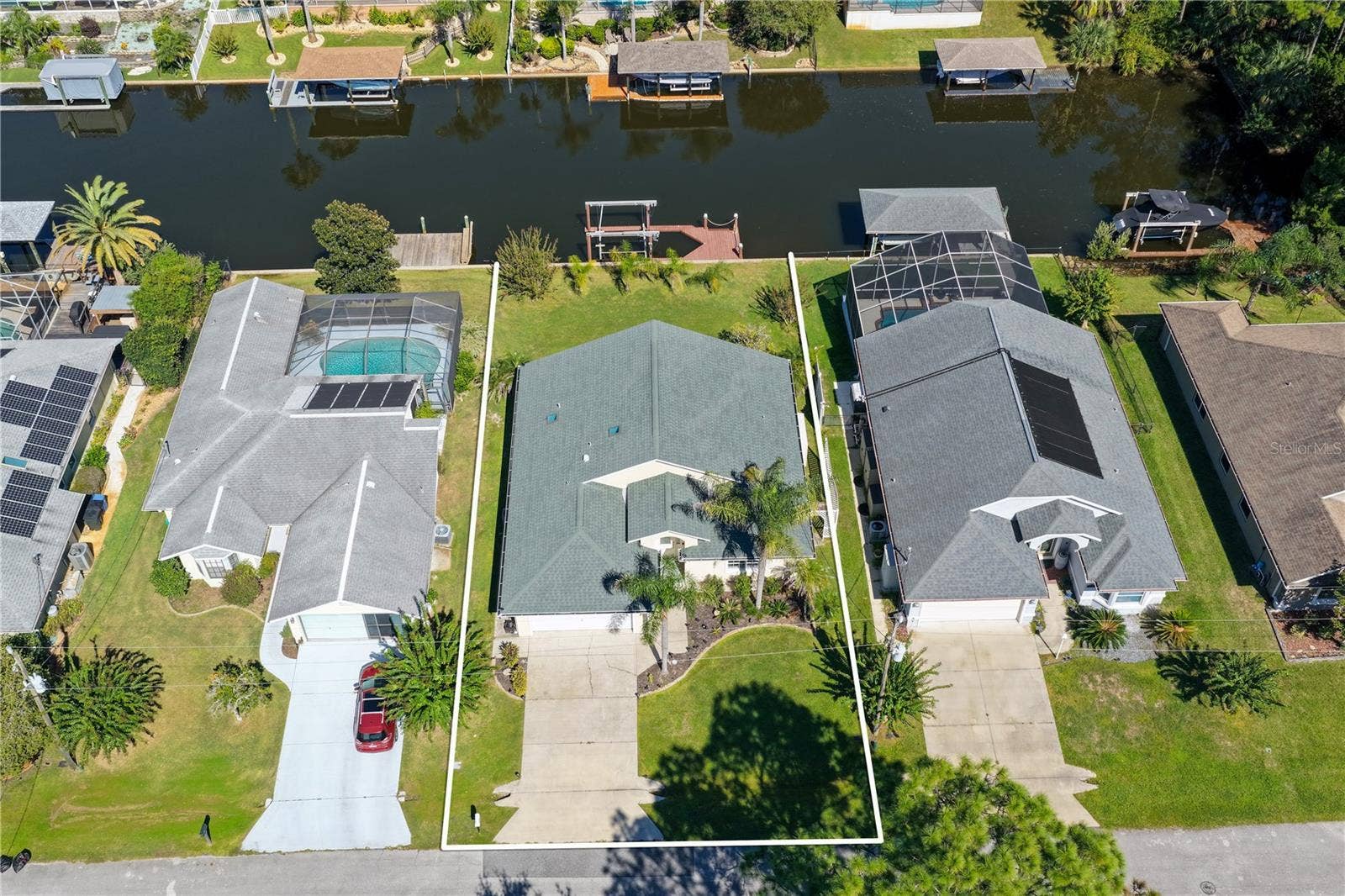 8 COLLEEN COURT, Palm Coast, FL 32137
