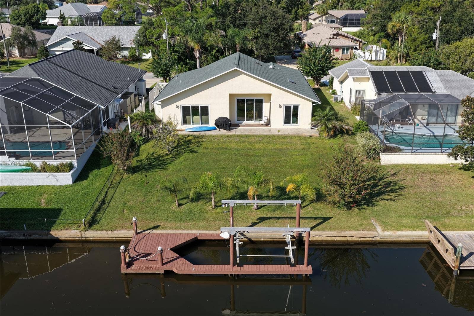 8 COLLEEN COURT, Palm Coast, FL 32137