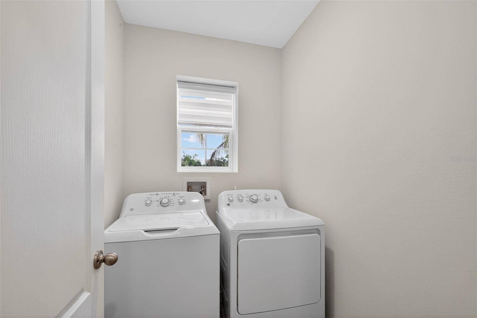 367 CARYOTA COURT, New Smyrna Beach, FL 32168 367 CARYOTA COURT, New Smyrna Beach, FL 32168