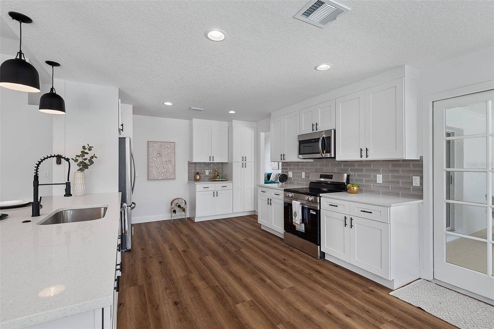 34 WOODHOLLOW LANE, Palm Coast, FL 32164 34 WOODHOLLOW LANE, Palm Coast, FL 32164