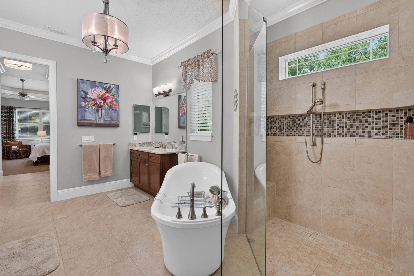 Primary En-Suite