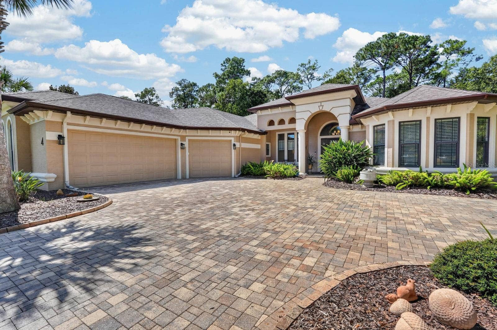 4 SCARLET OAK CIRCLE, Palm Coast, FL 32137