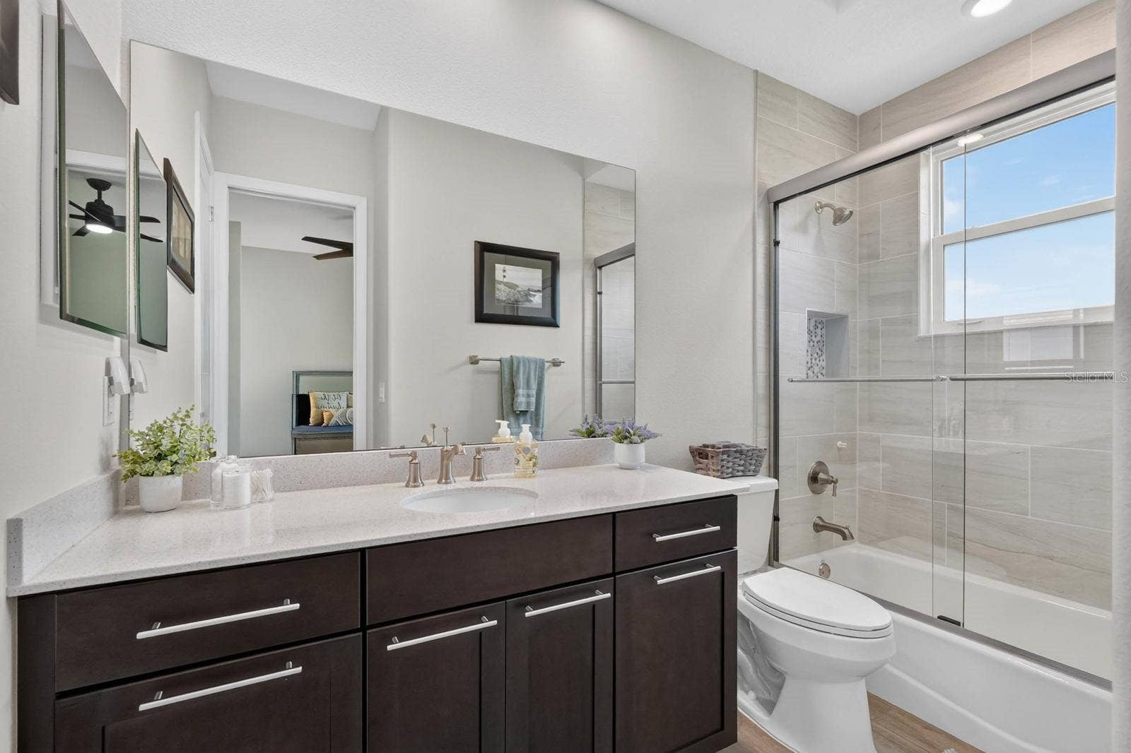 36 NEW WATER OAK DRIVE, Palm Coast, FL 32137 ensuite bathroom for guest bedroom
