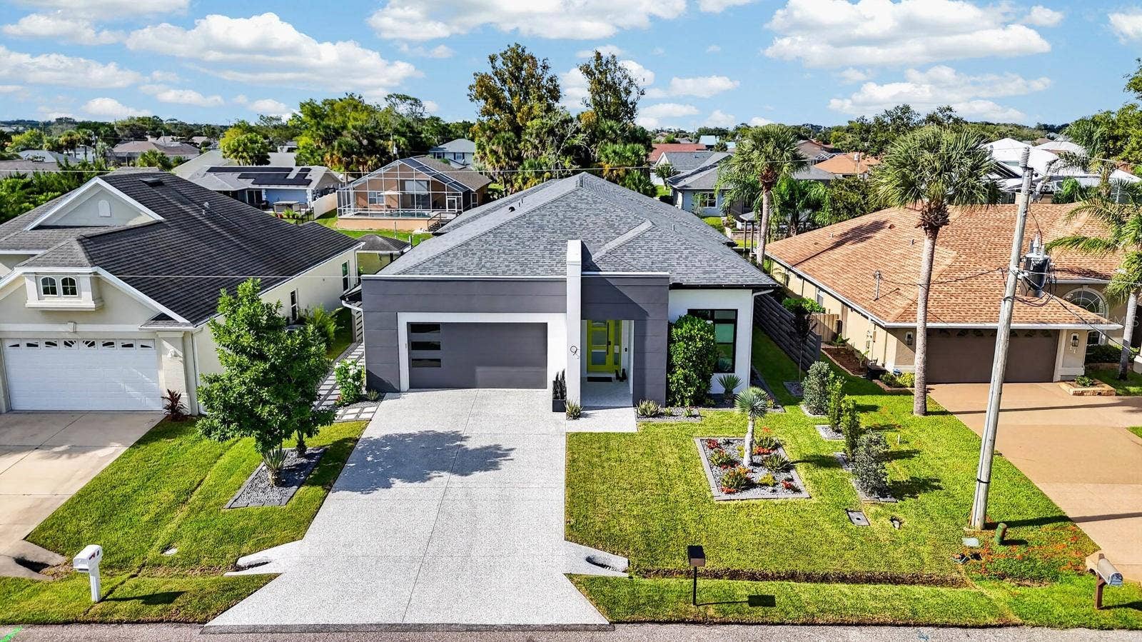 9 CROSSGATE COURT E, Palm Coast, FL 32137 9 CROSSGATE COURT E, Palm Coast, FL 32137