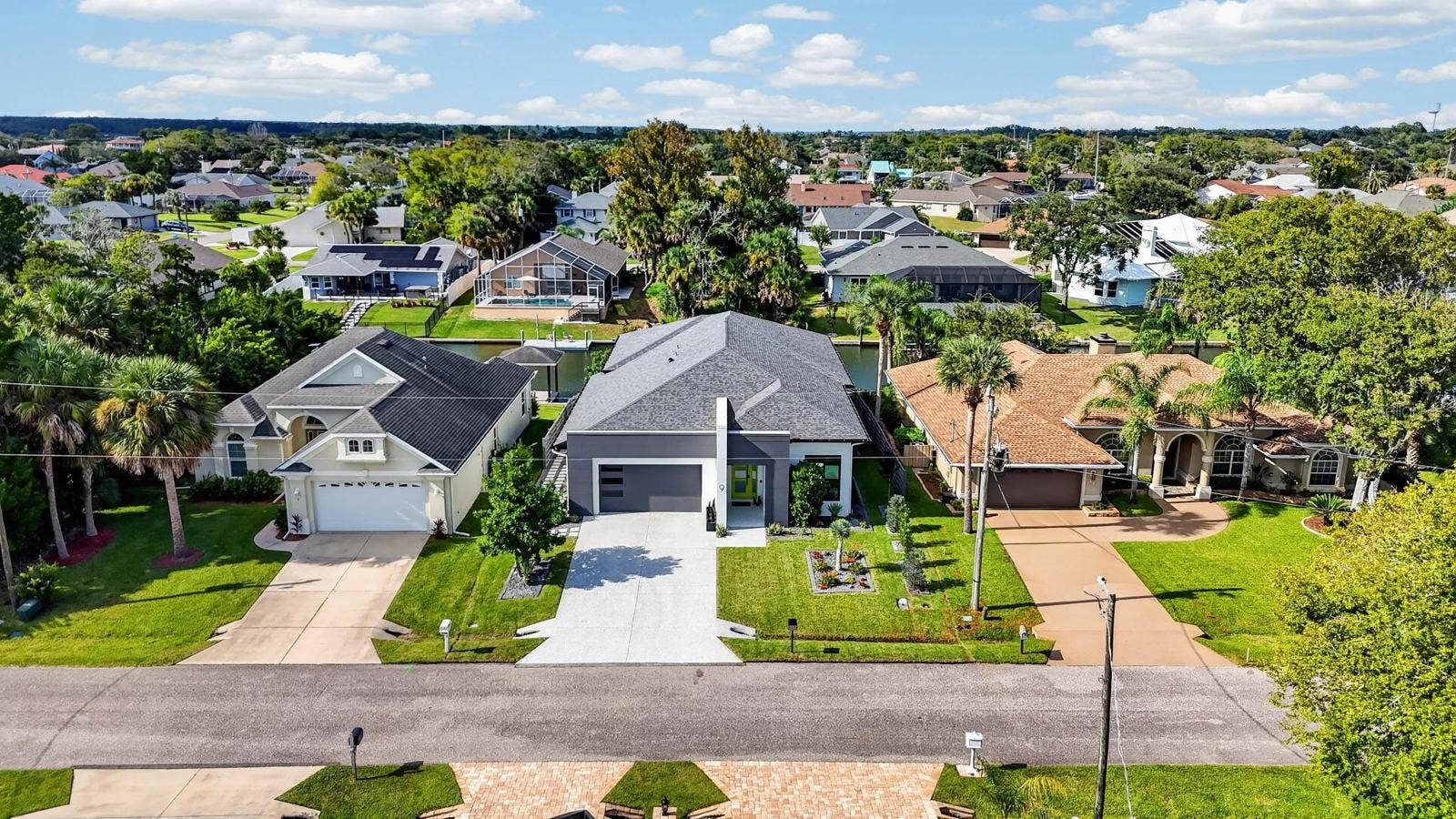 9 CROSSGATE COURT E, Palm Coast, FL 32137 9 CROSSGATE COURT E, Palm Coast, FL 32137
