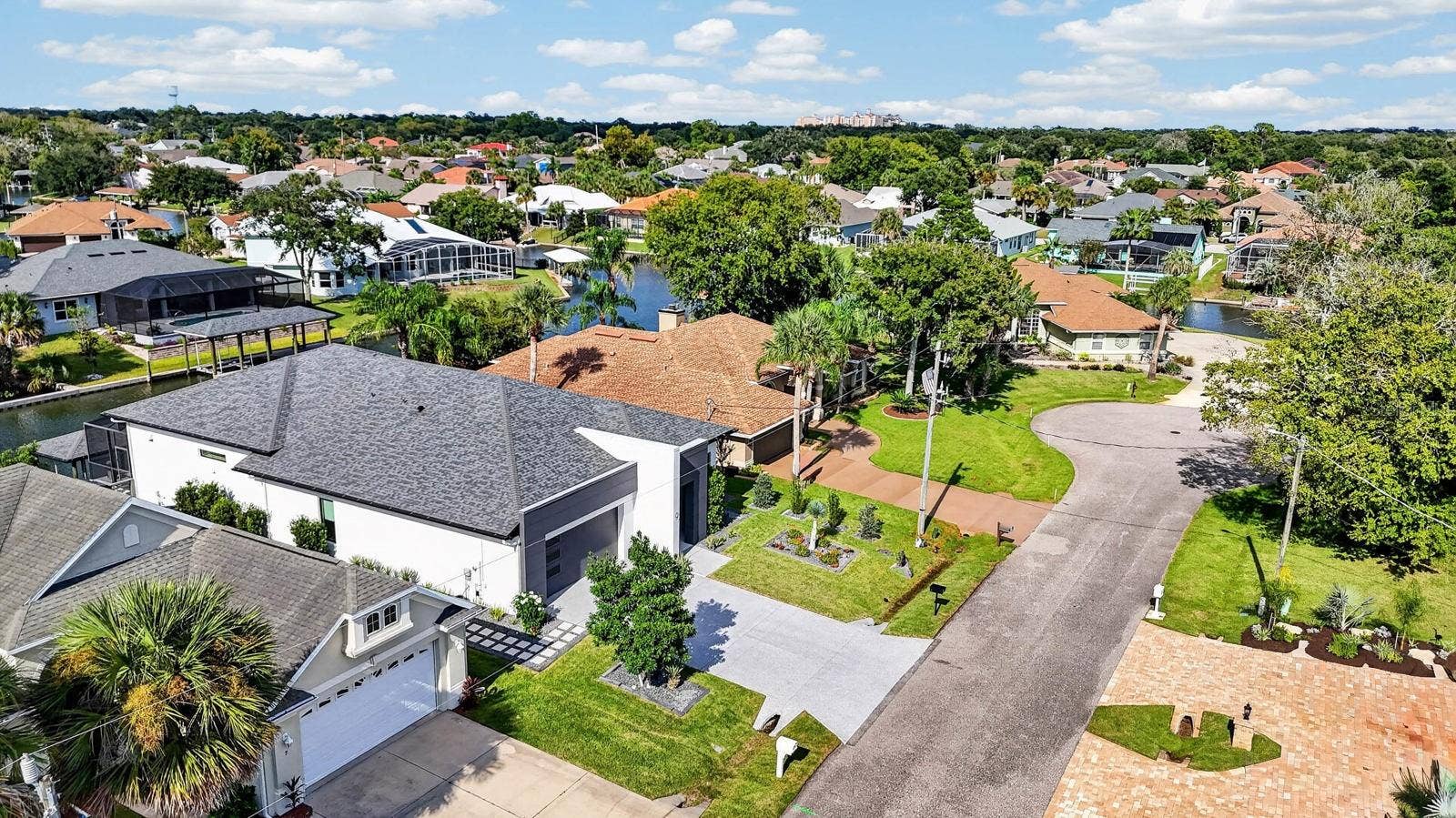 9 CROSSGATE COURT E, Palm Coast, FL 32137 9 CROSSGATE COURT E, Palm Coast, FL 32137