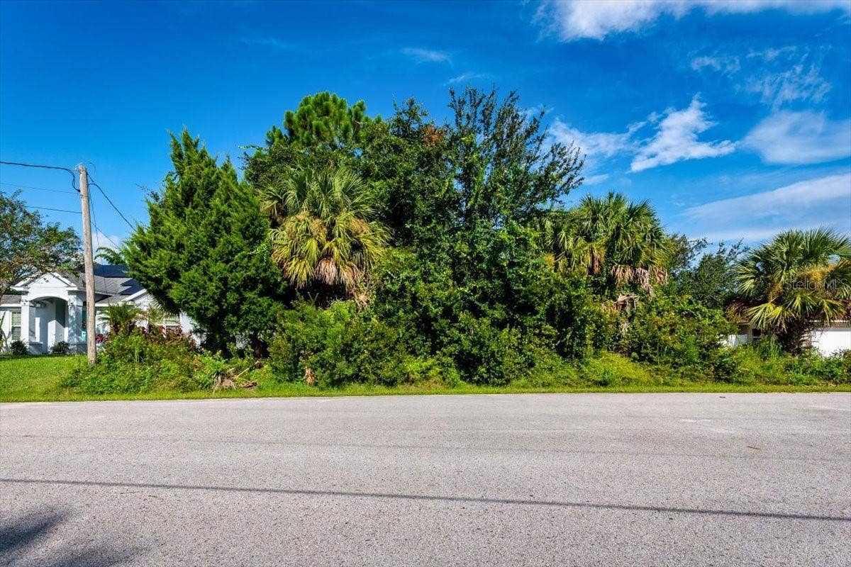 7 BIG BEAR LANE, Palm Coast, FL 32137