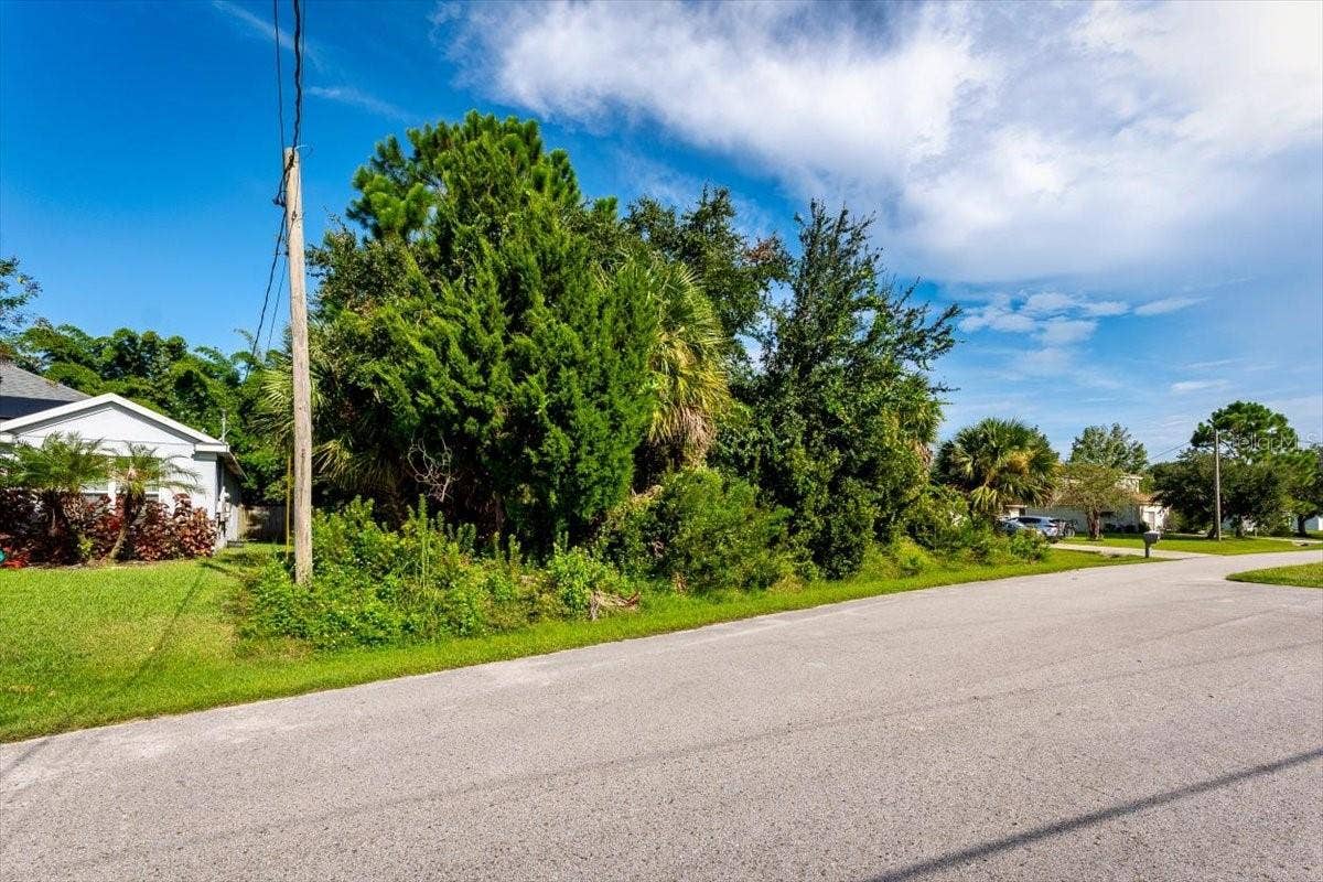 7 BIG BEAR LANE, Palm Coast, FL 32137