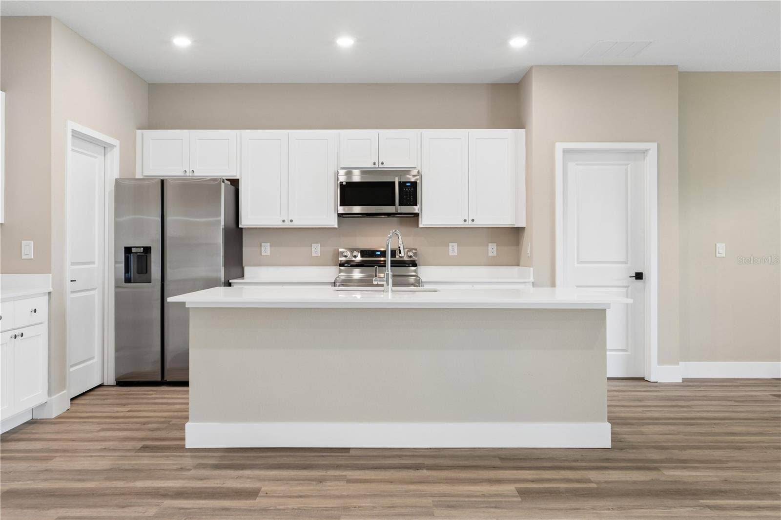 1 ZANZIBAR BALSAN COURT, Palm Coast, FL 32164 Finishes and colors may vary.
