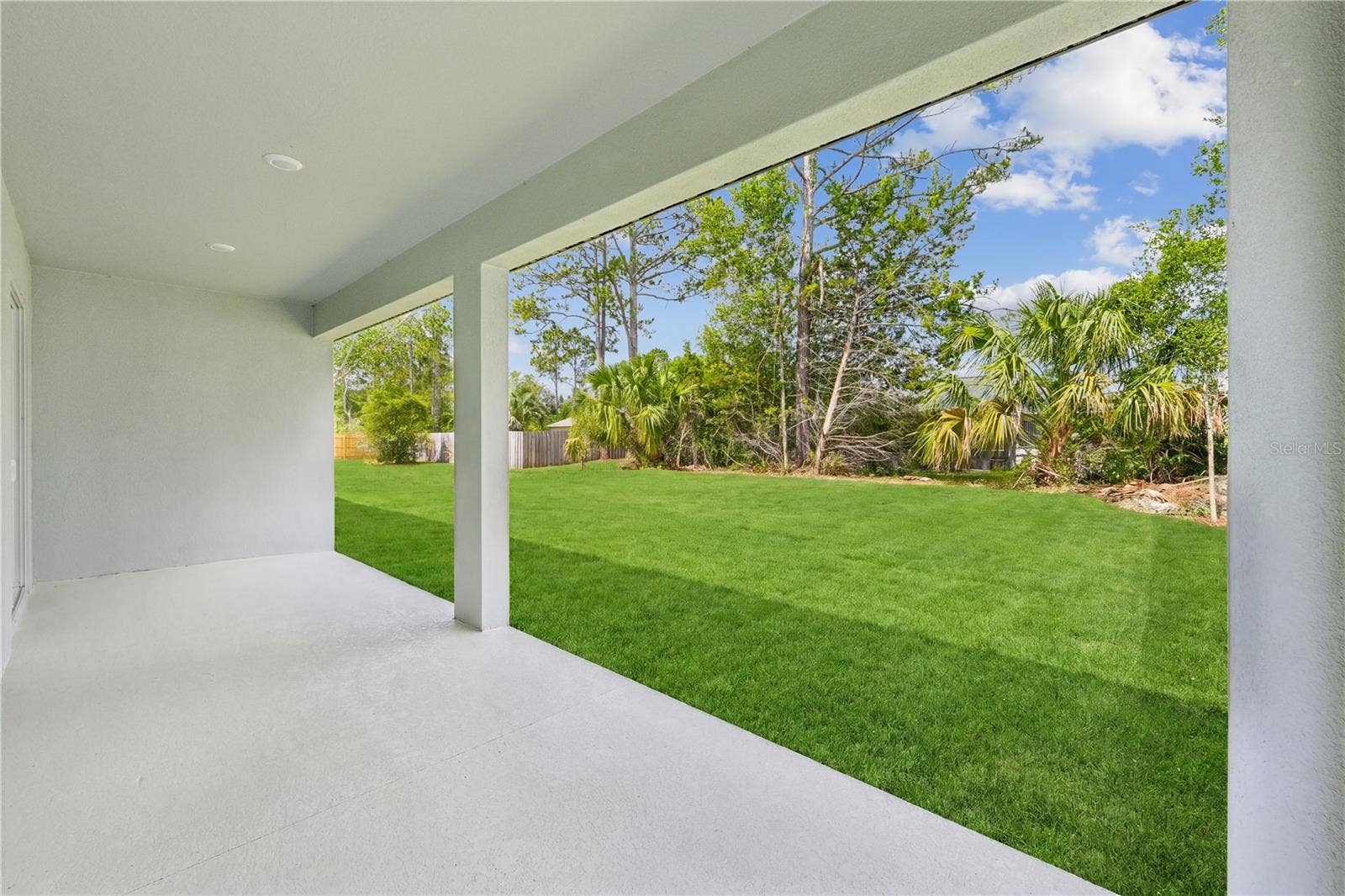 1 ZANZIBAR BALSAN COURT, Palm Coast, FL 32164 Finishes and colors may vary.