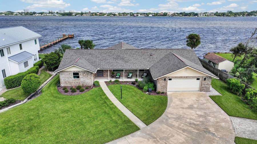 Property photo for 22 EMERALD CIRCLE, Ormond Beach, FL