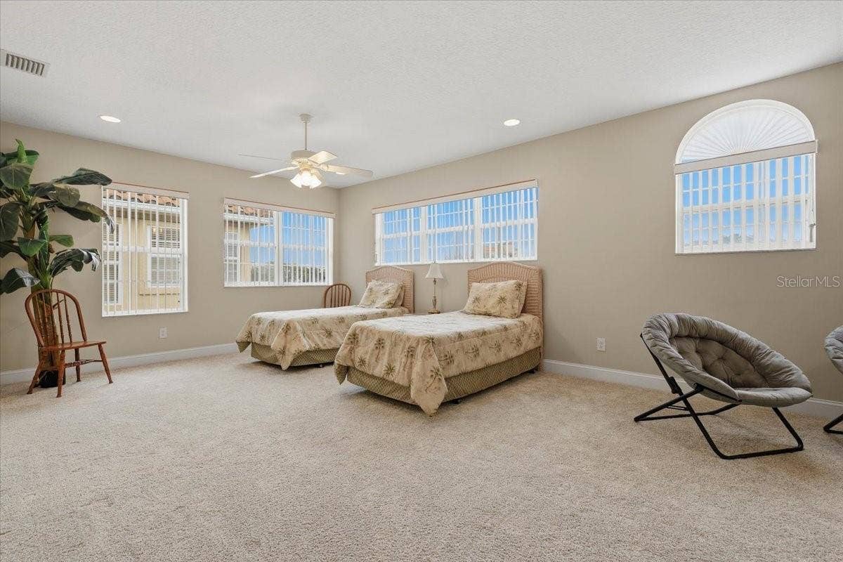 2 MARINA POINT PLACE, Palm Coast, FL 32137