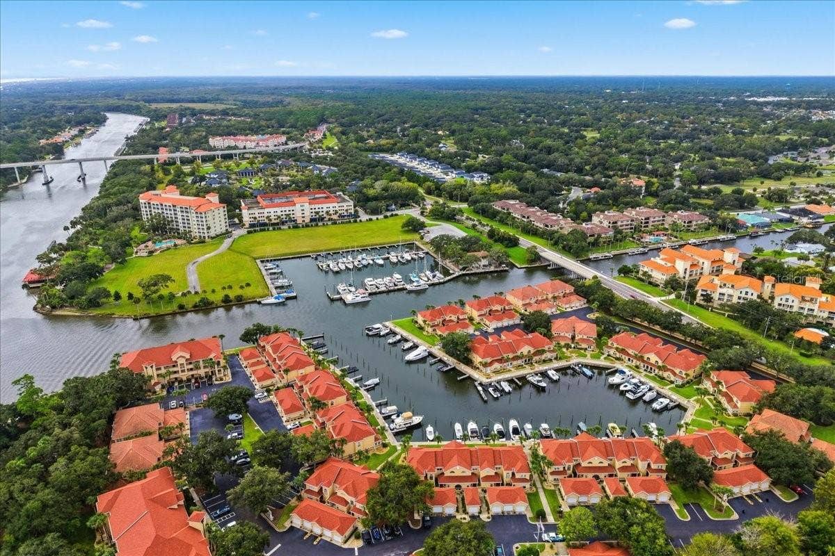 2 MARINA POINT PLACE, Palm Coast, FL 32137