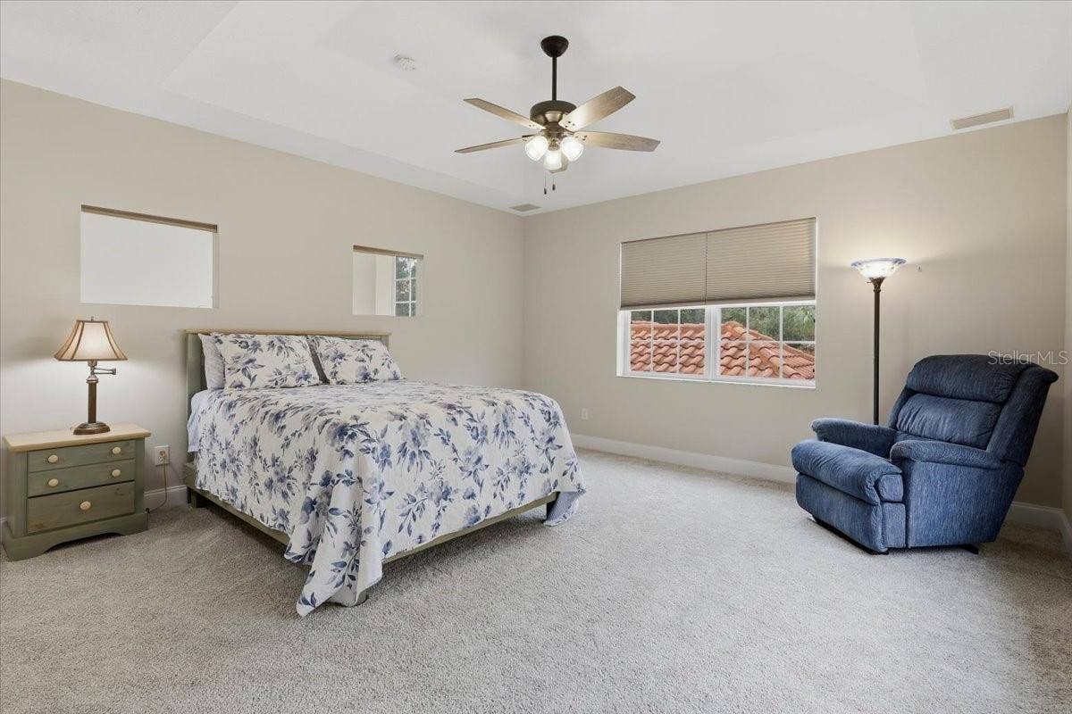2 MARINA POINT PLACE, Palm Coast, FL 32137