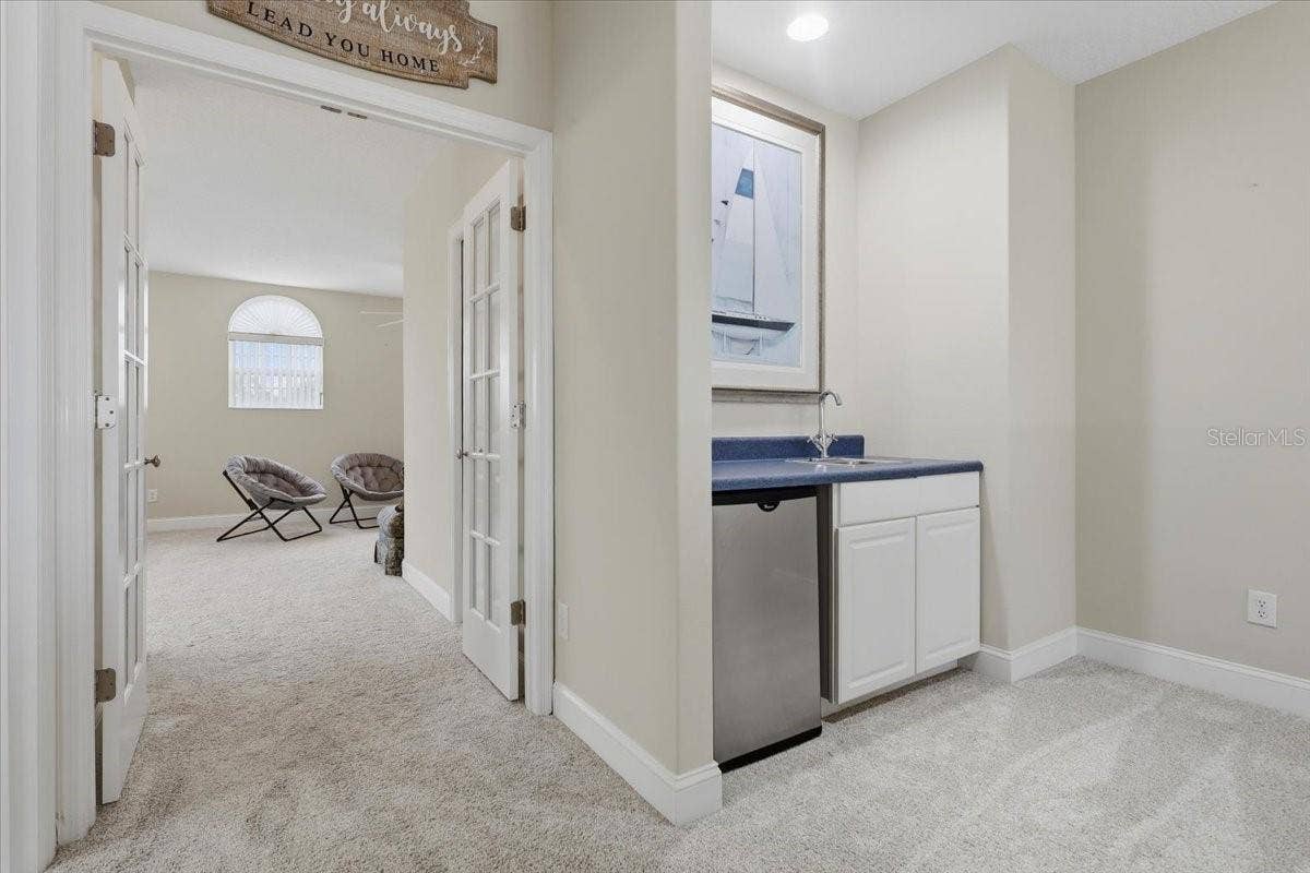 2 MARINA POINT PLACE, Palm Coast, FL 32137