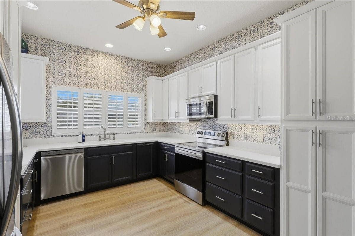2 MARINA POINT PLACE, Palm Coast, FL 32137
