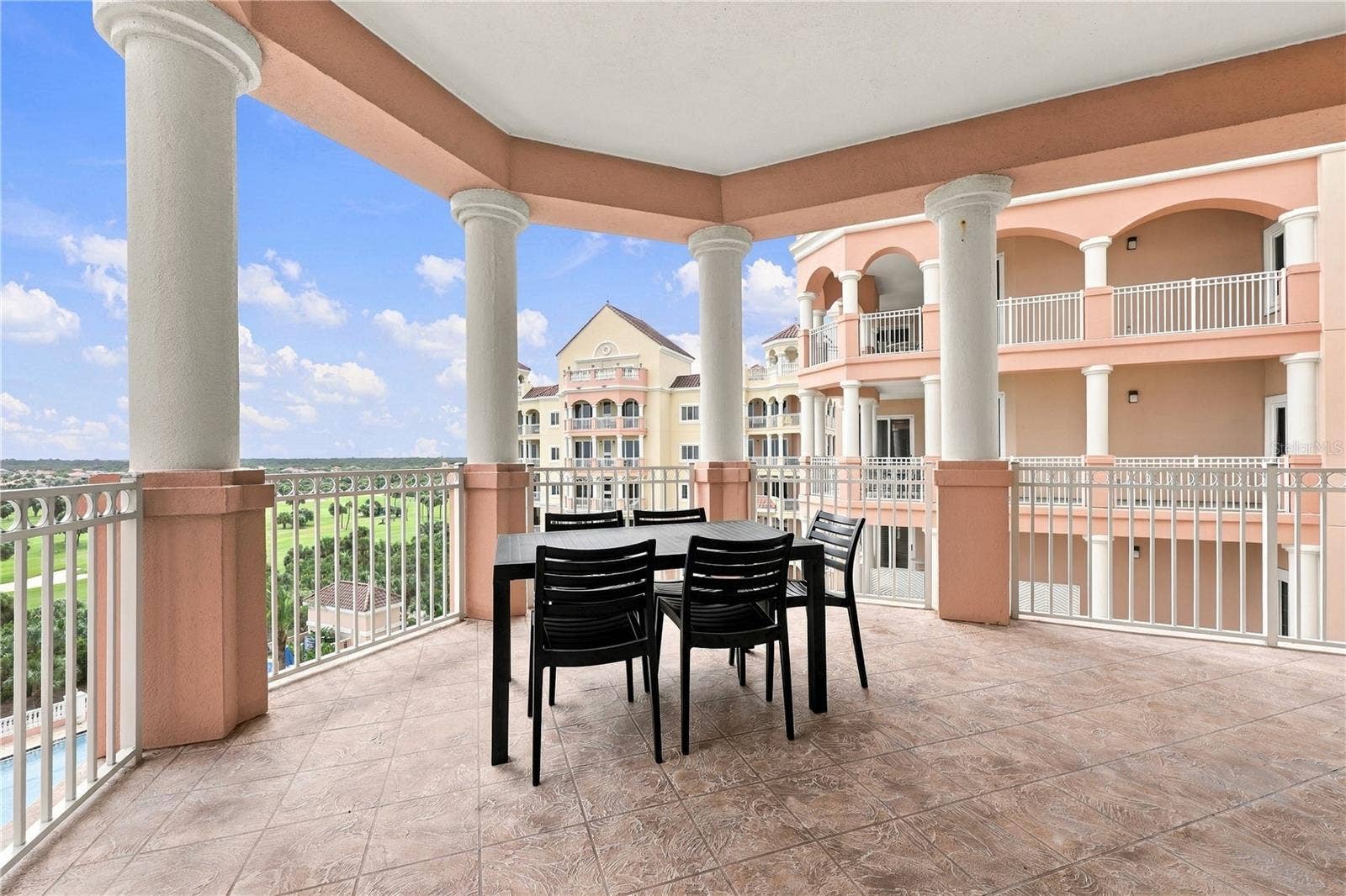 200 OCEAN CREST DRIVE, #542, Palm Coast, FL 32137 200 OCEAN CREST DRIVE, #542, Palm Coast, FL 32137