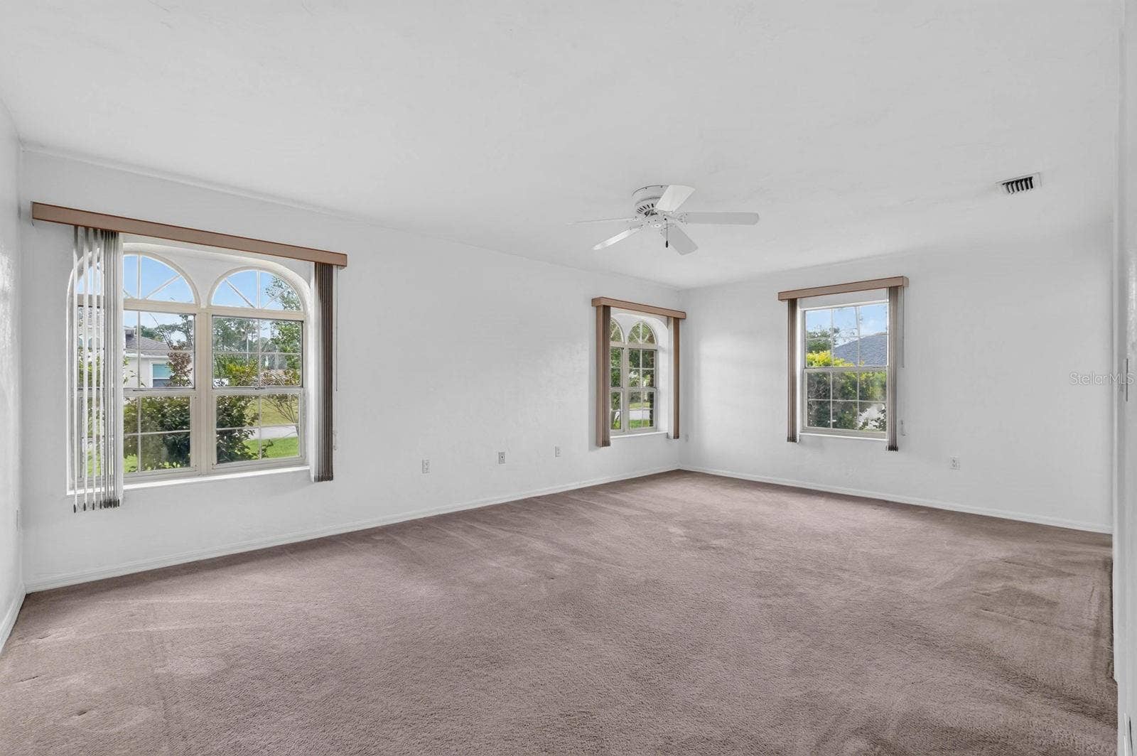 Very large Primary bedroom