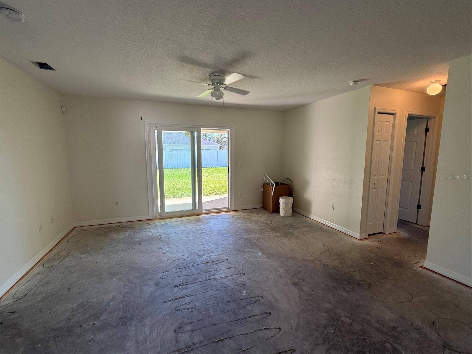 32 RAELAND LANE, Palm Coast, FL 32164 32 RAELAND LANE, Palm Coast, FL 32164