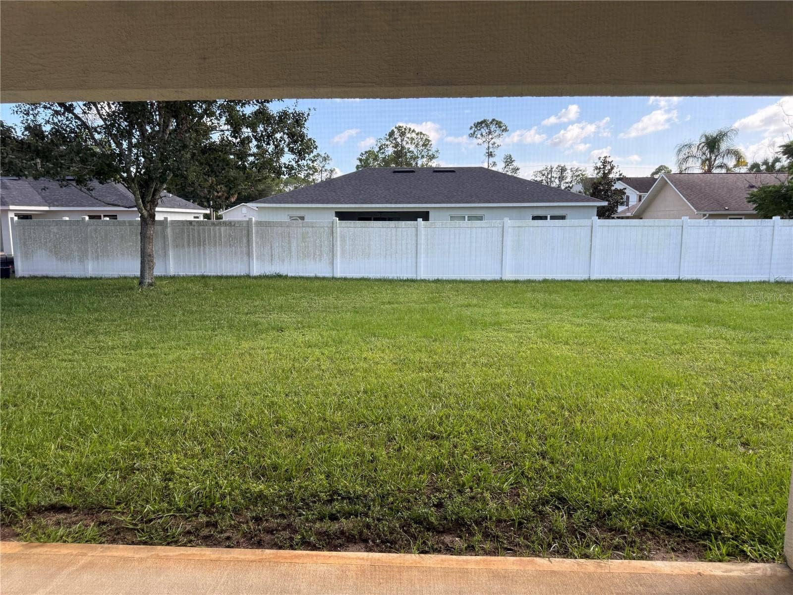 32 RAELAND LANE, Palm Coast, FL 32164 32 RAELAND LANE, Palm Coast, FL 32164