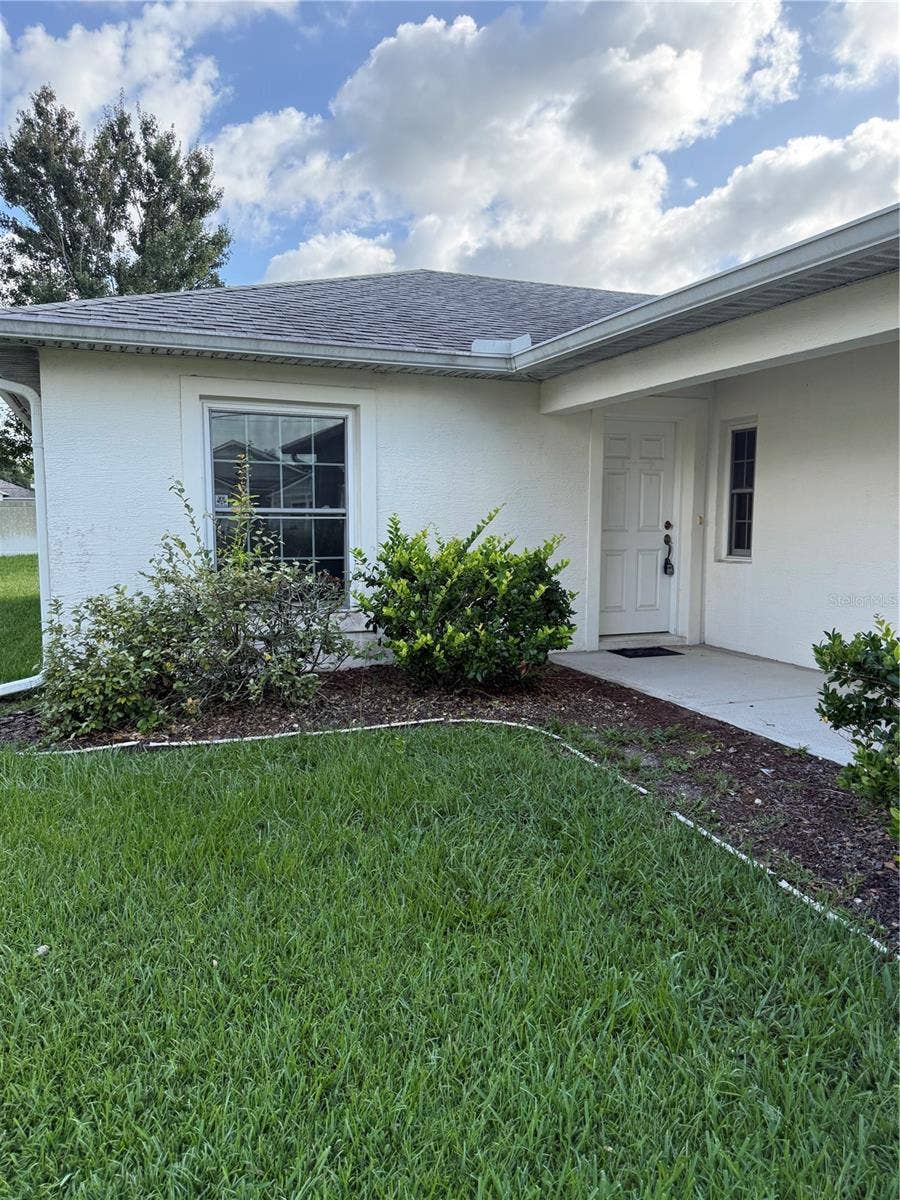 32 RAELAND LANE, Palm Coast, FL 32164 32 RAELAND LANE, Palm Coast, FL 32164