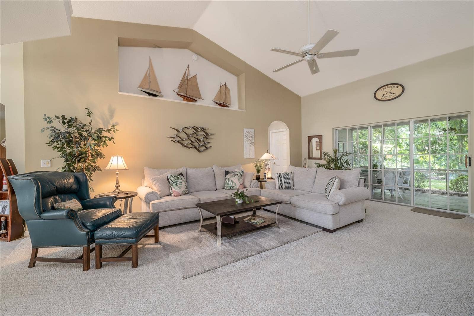 3626 MALLOW DRIVE, Ormond Beach, FL 32174 Living Room