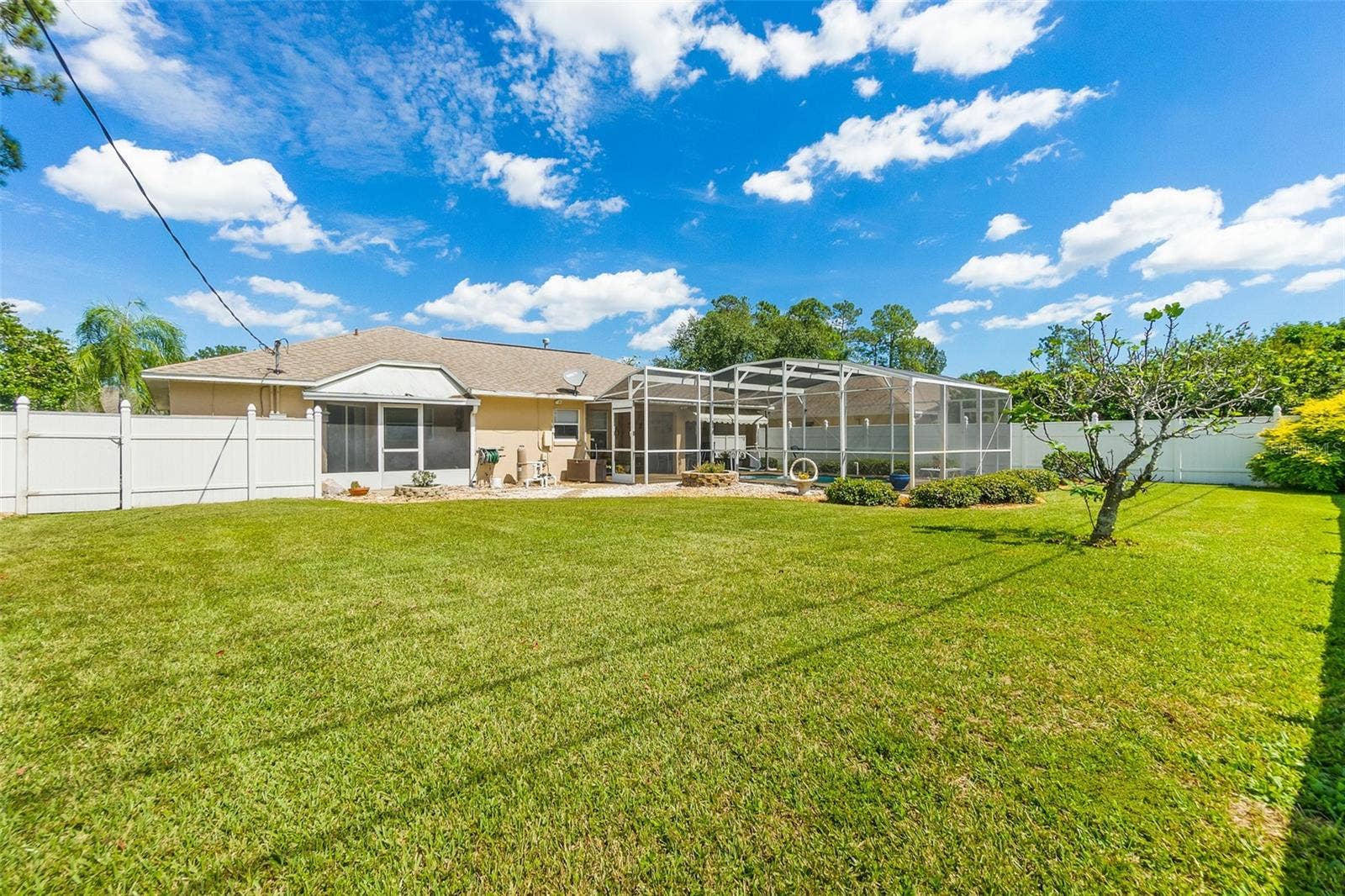 11 EMPRESS LANE, Palm Coast, FL 32164