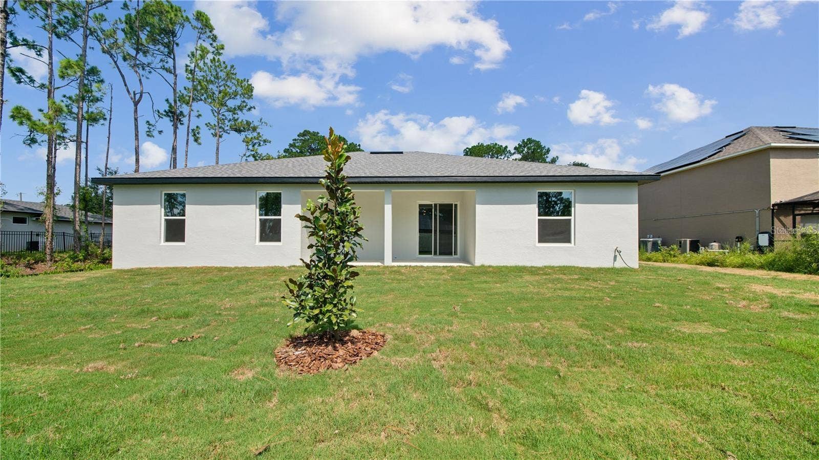 Photo of completed home; actual finishes and colors may vary