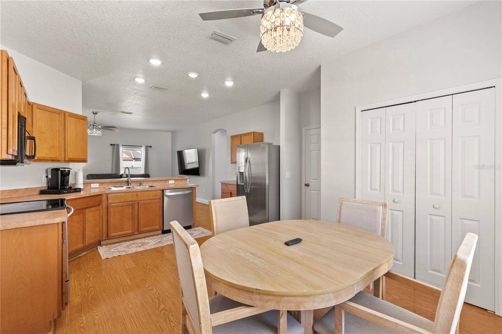 83 ROXBORO DRIVE, Palm Coast, FL 32164 83 ROXBORO DRIVE, Palm Coast, FL 32164