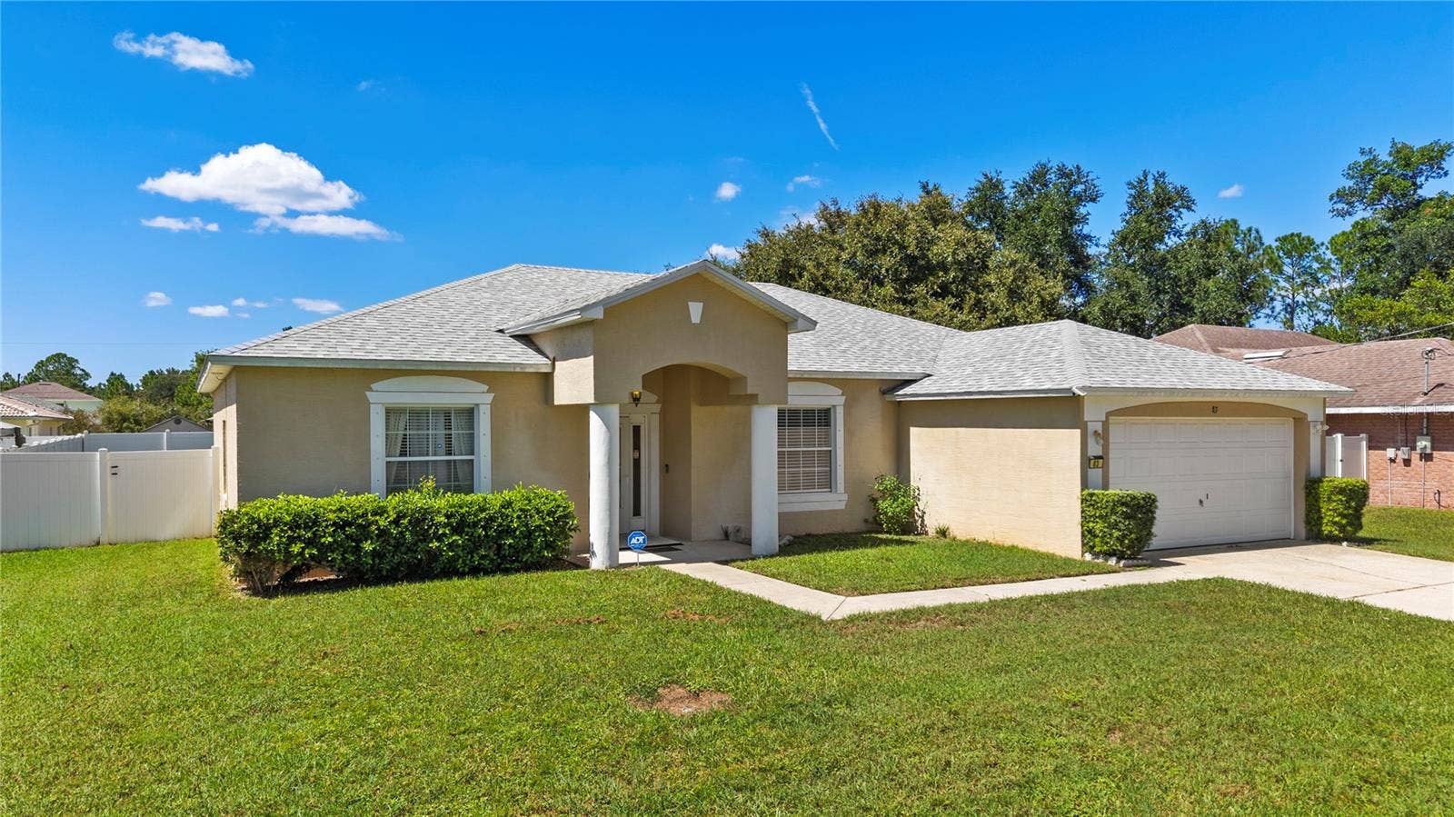 83 ROXBORO DRIVE, Palm Coast, FL 32164 83 ROXBORO DRIVE, Palm Coast, FL 32164