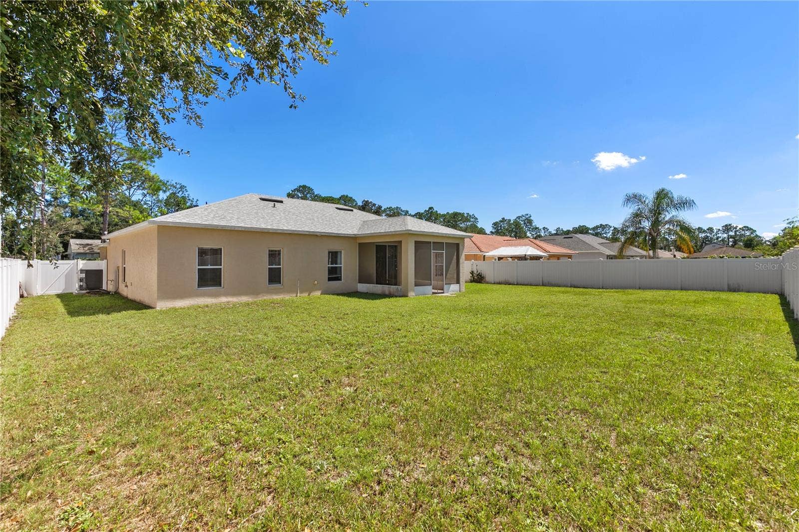 83 ROXBORO DRIVE, Palm Coast, FL 32164 83 ROXBORO DRIVE, Palm Coast, FL 32164