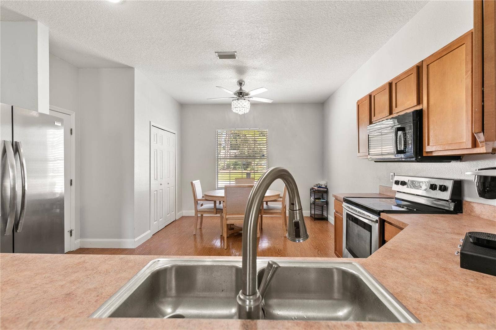 83 ROXBORO DRIVE, Palm Coast, FL 32164 83 ROXBORO DRIVE, Palm Coast, FL 32164
