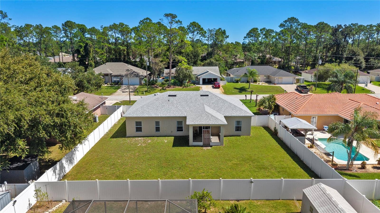 83 ROXBORO DRIVE, Palm Coast, FL 32164 83 ROXBORO DRIVE, Palm Coast, FL 32164