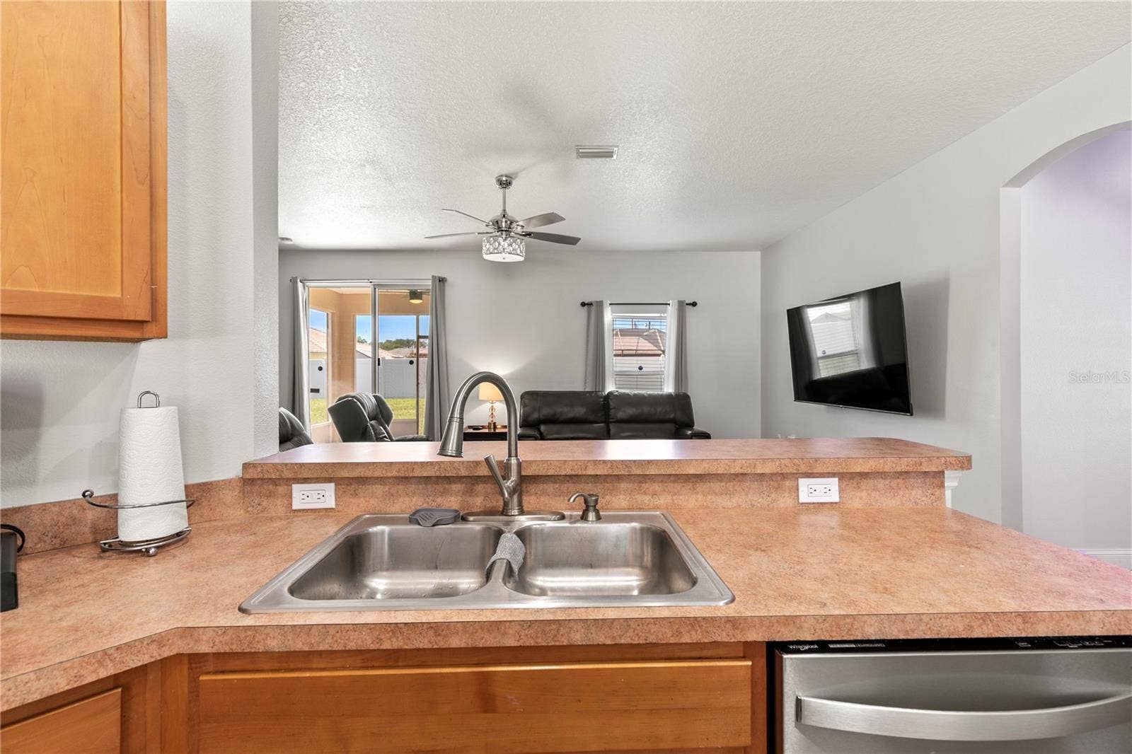 83 ROXBORO DRIVE, Palm Coast, FL 32164 83 ROXBORO DRIVE, Palm Coast, FL 32164