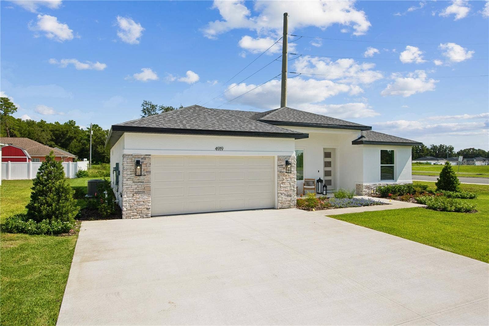 106 RAMBLEWOOD DRIVE, Palm Coast, FL 32164 Photo of completed model; actual finishes and colors may vary