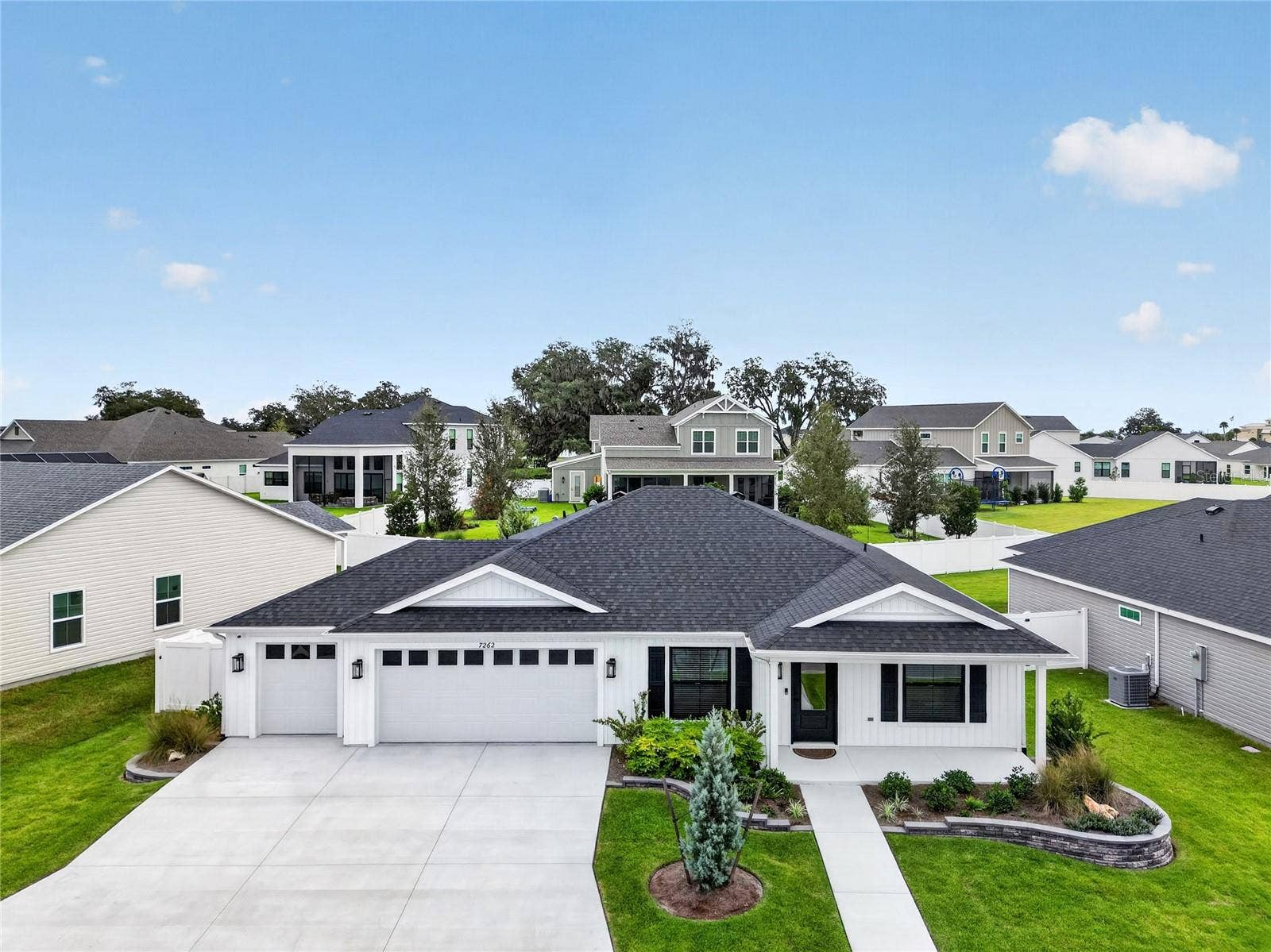 7262 MIDDLETON DRIVE, Middleton, FL 34762