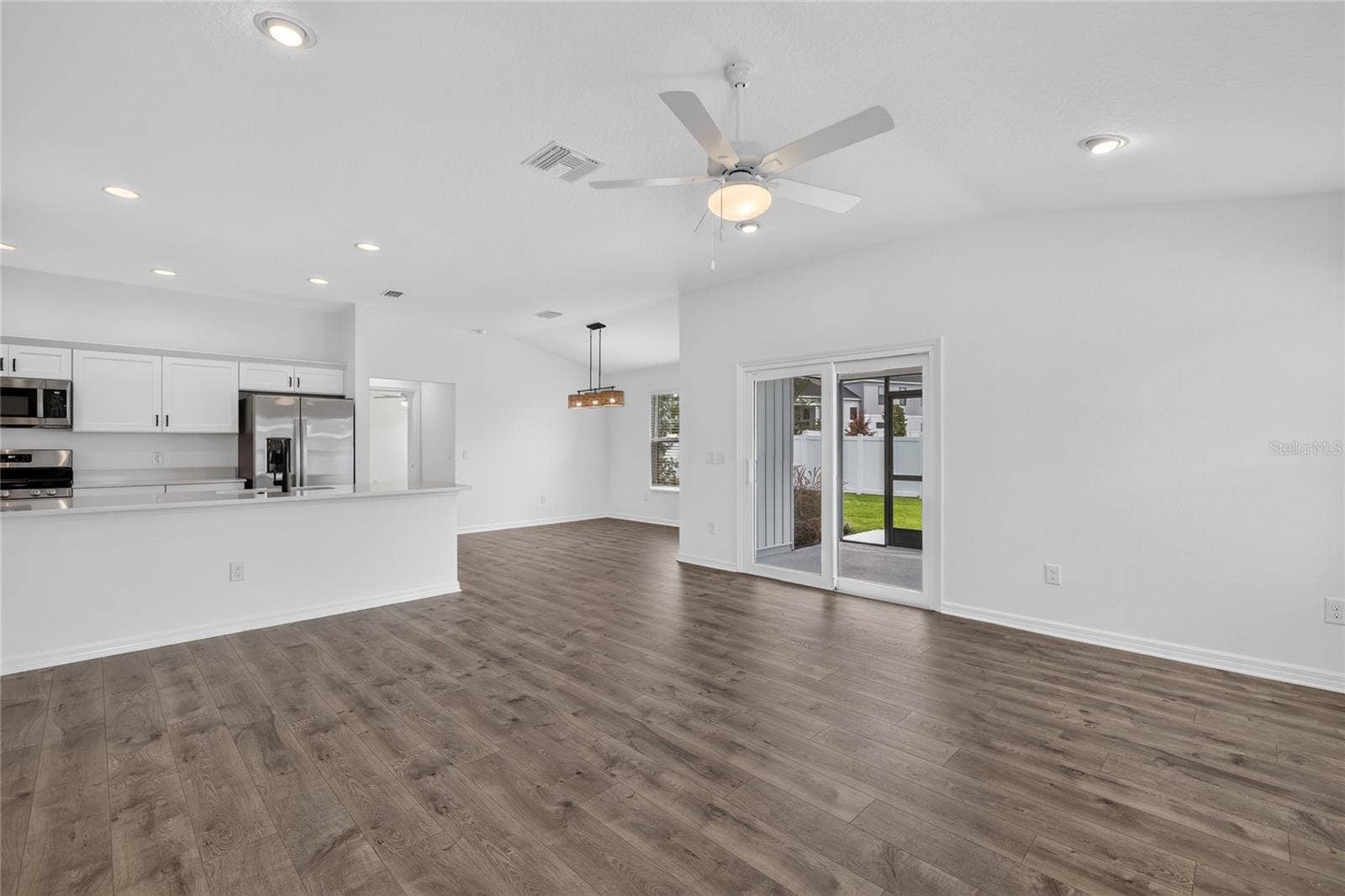 7262 MIDDLETON DRIVE, Middleton, FL 34762
