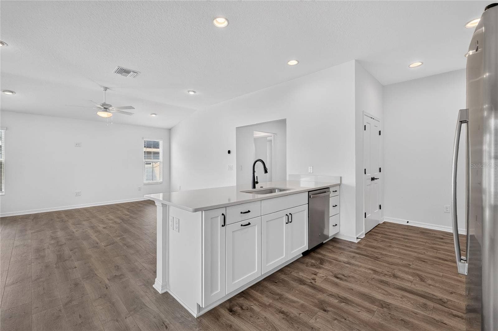7262 MIDDLETON DRIVE, Middleton, FL 34762