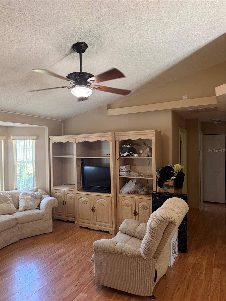 11 SLINGSHOT COURT, Palm Coast, FL 32164 11 SLINGSHOT COURT, Palm Coast, FL 32164