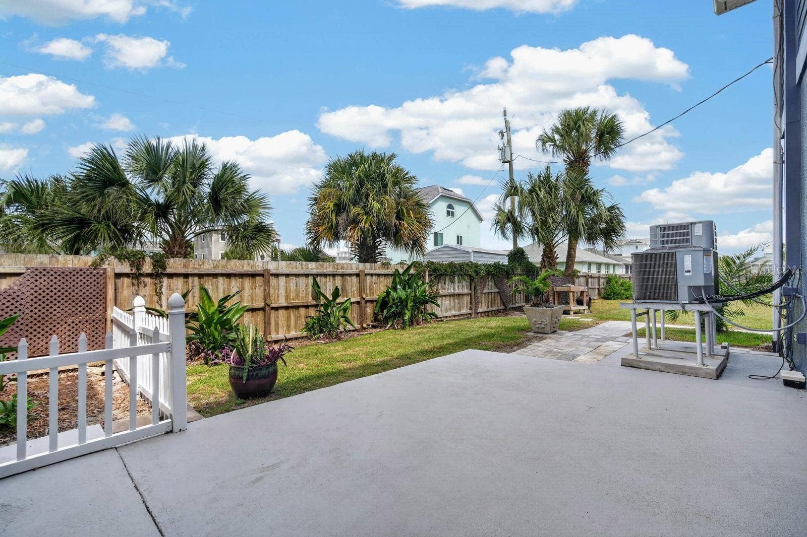 45 ROLLINS DRIVE, Palm Coast, FL 32137 45 ROLLINS DRIVE, Palm Coast, FL 32137